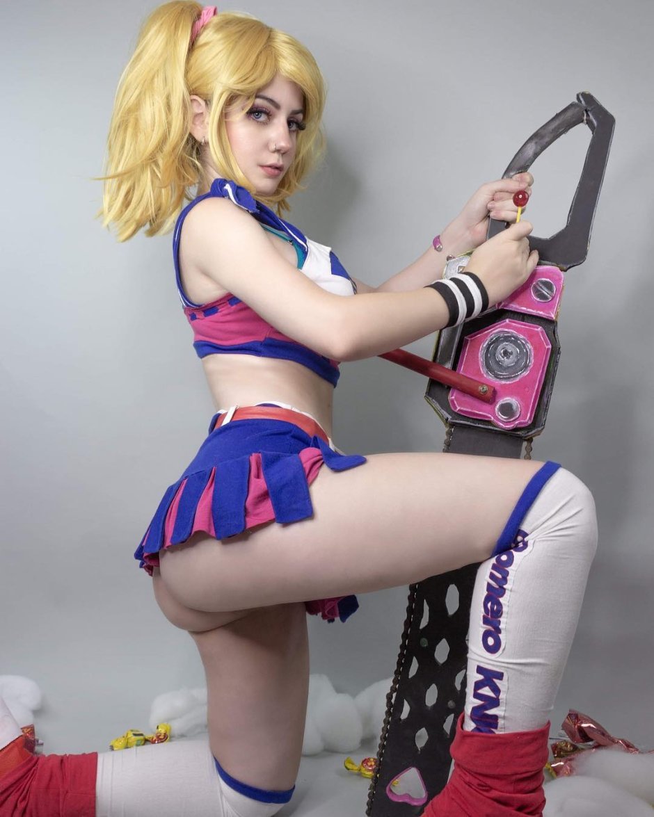 Cosplayers Jessica