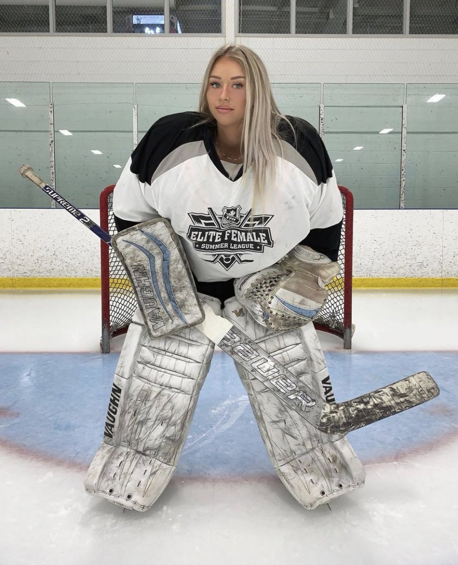 Mikayla Dimeter goalkeeper