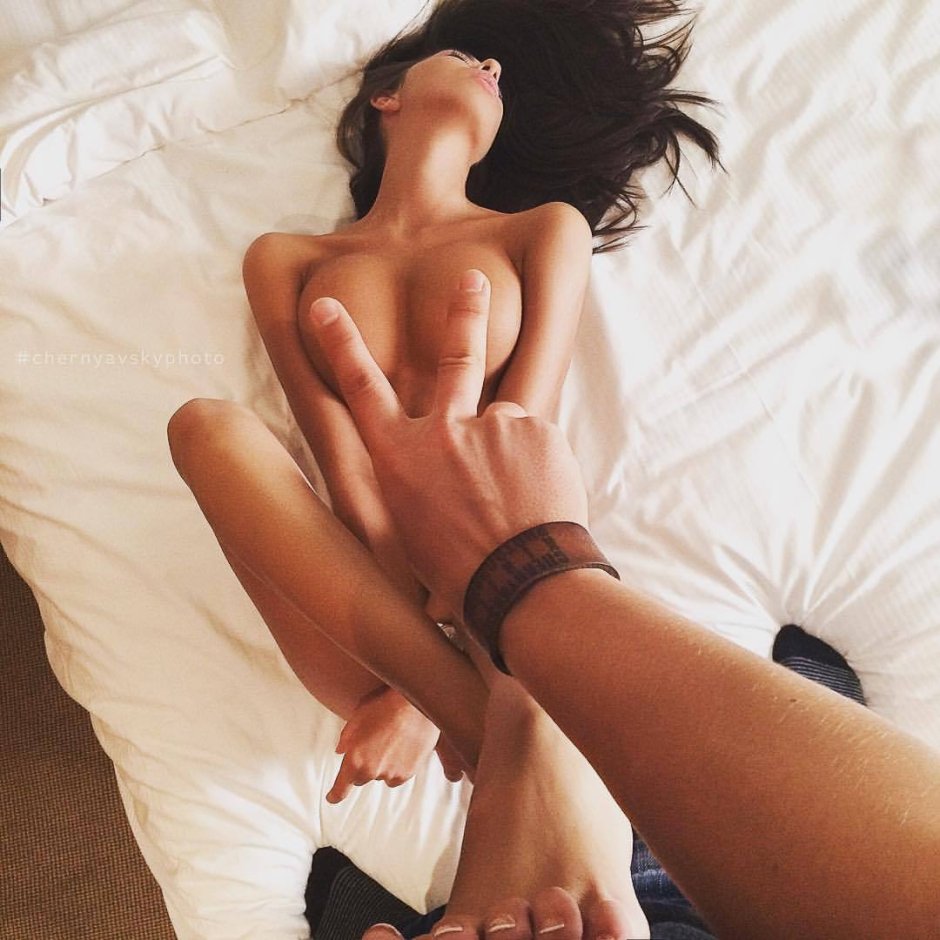 Follow me nude