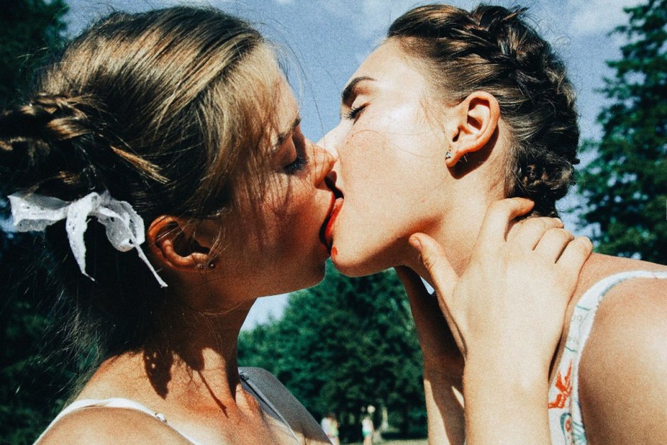 A kiss between women