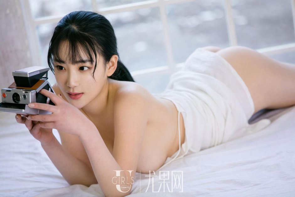 Zhang Zii in a swimsuit