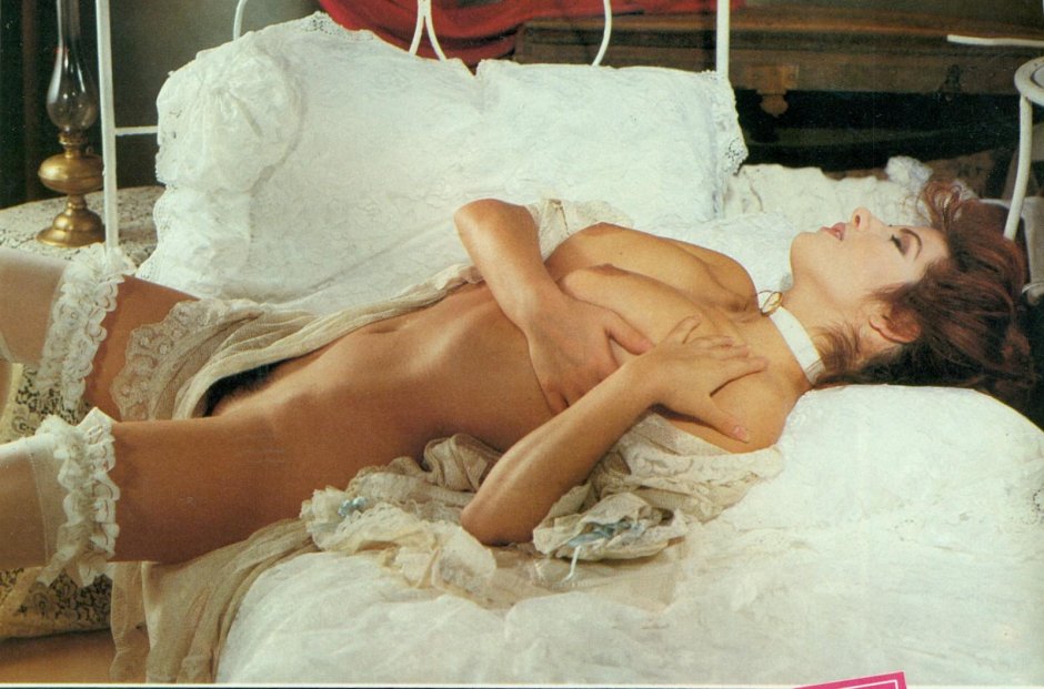 Pamella Anderson +18 GIF