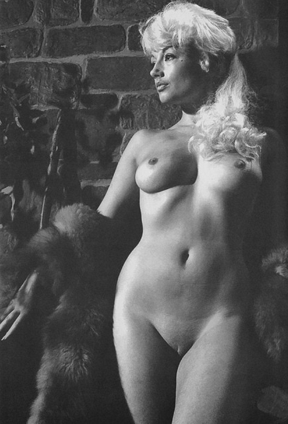 Pamela Green Model Naked