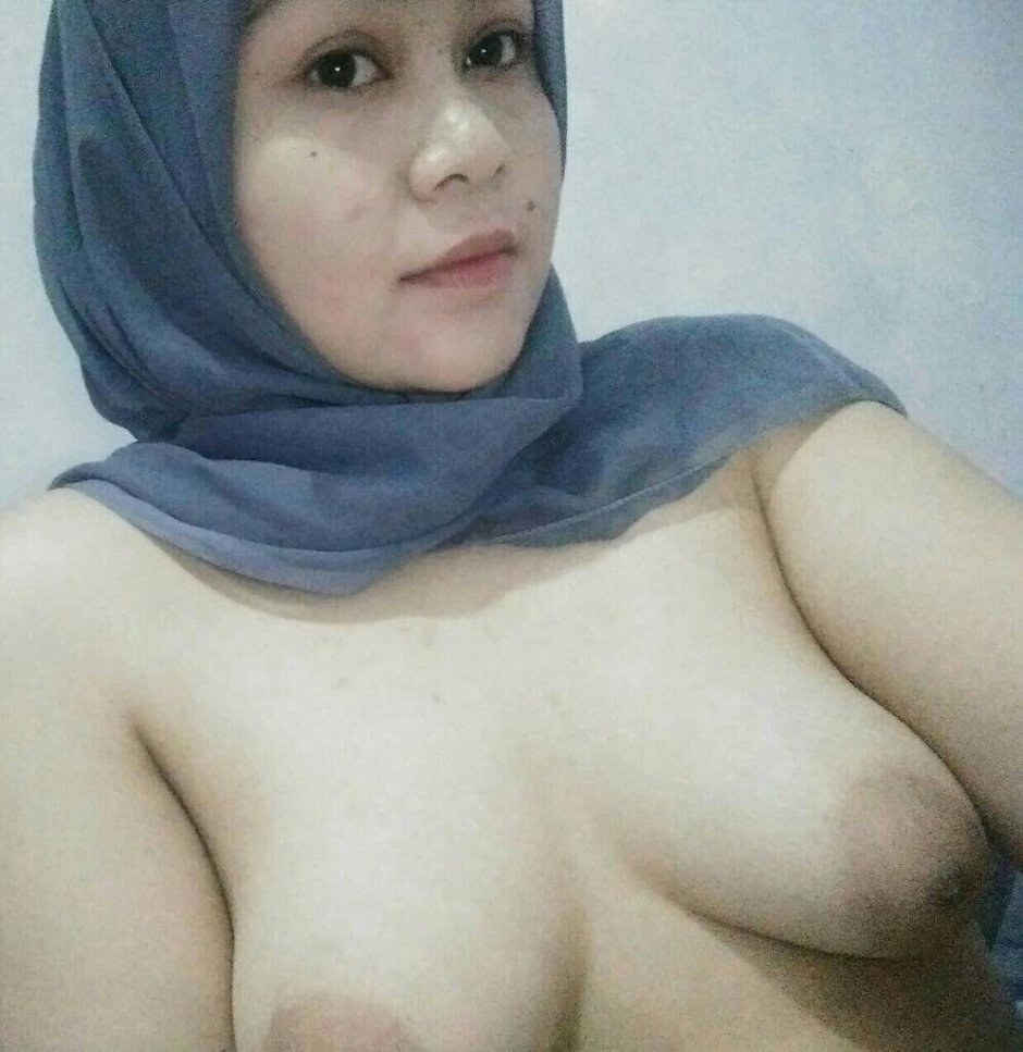 Mia Caliph Muslim
