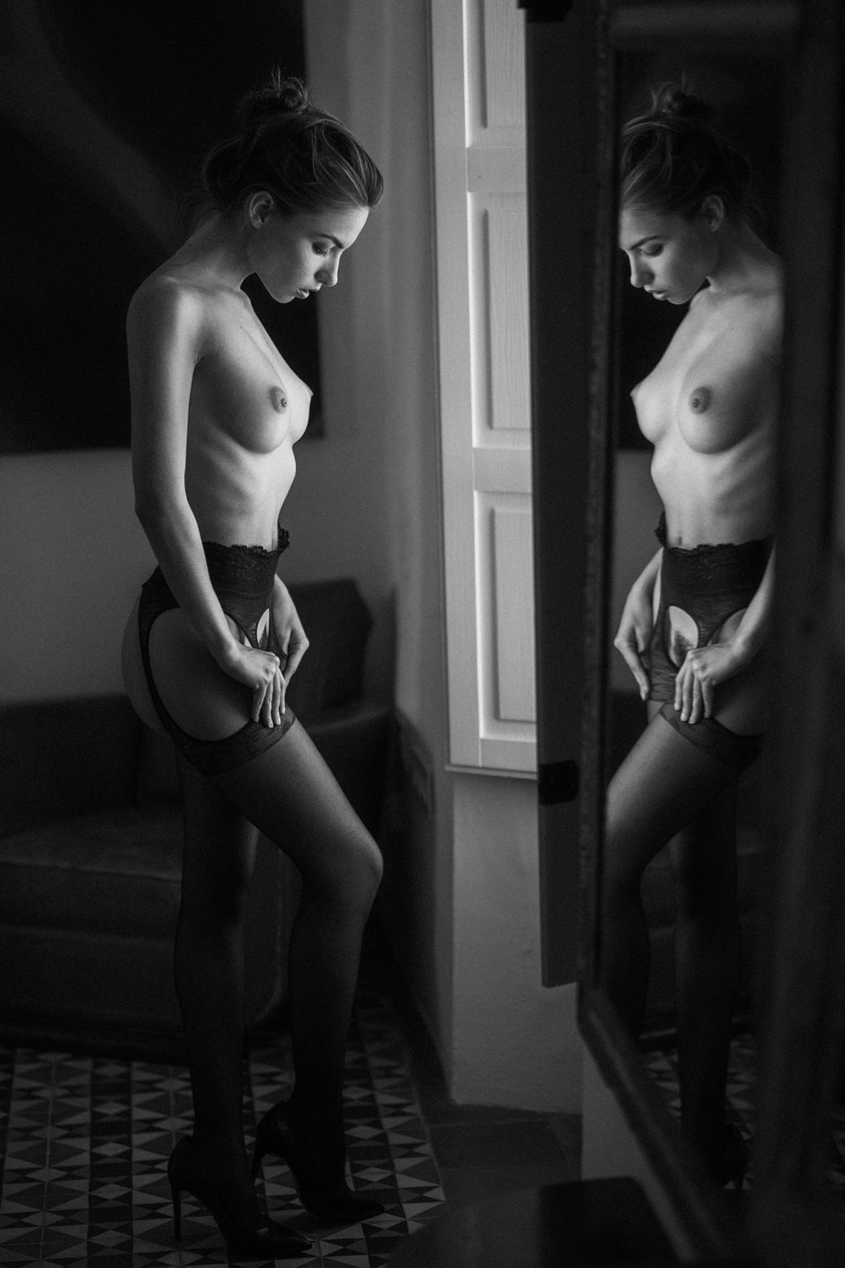 Rebecca Ferdinando Naked