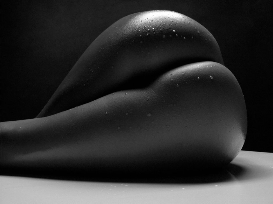 Erotic girls on your desktop