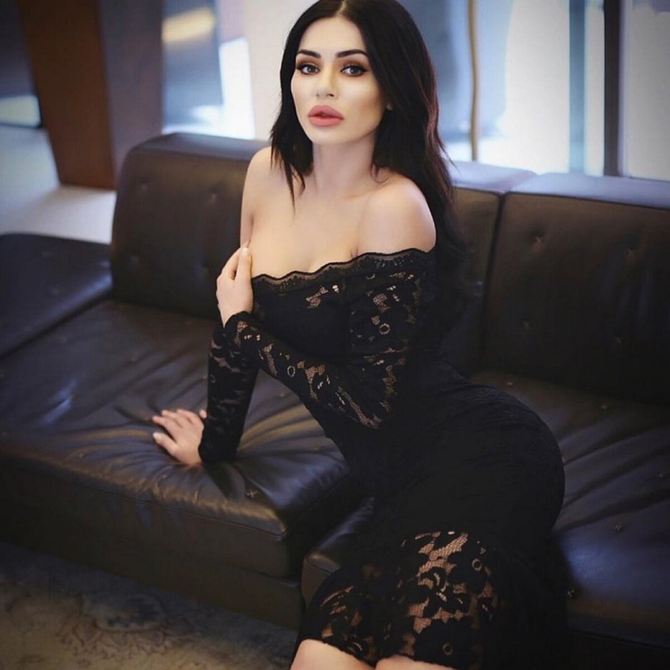 Agnes Great legs