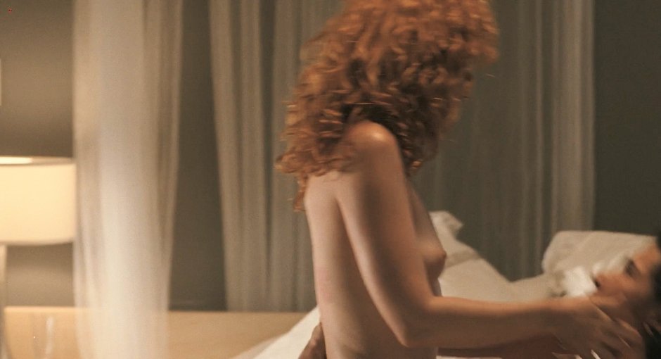 Opium 2007 Erotic scenes