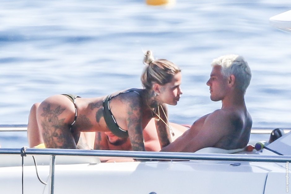 Theo Zoe on the yacht