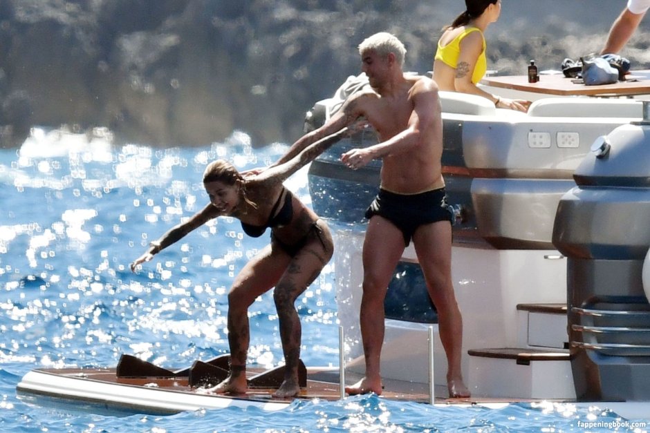 Theo Zoe on the yacht