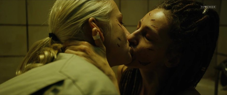 Survival game series kiss