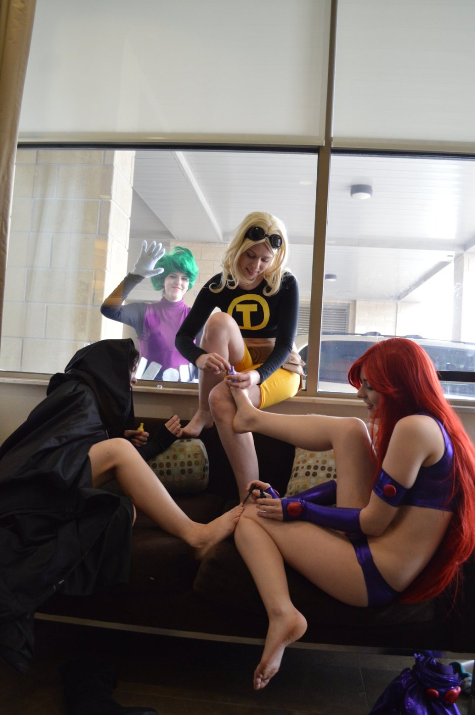 Footfetish with cosplayers