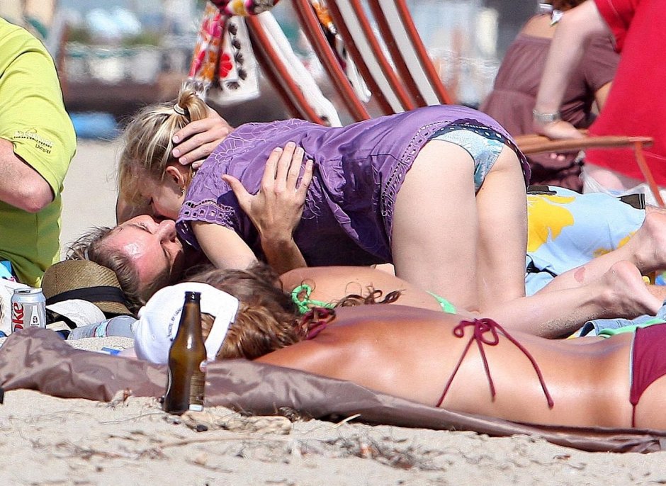 Kristen Bell Hackers