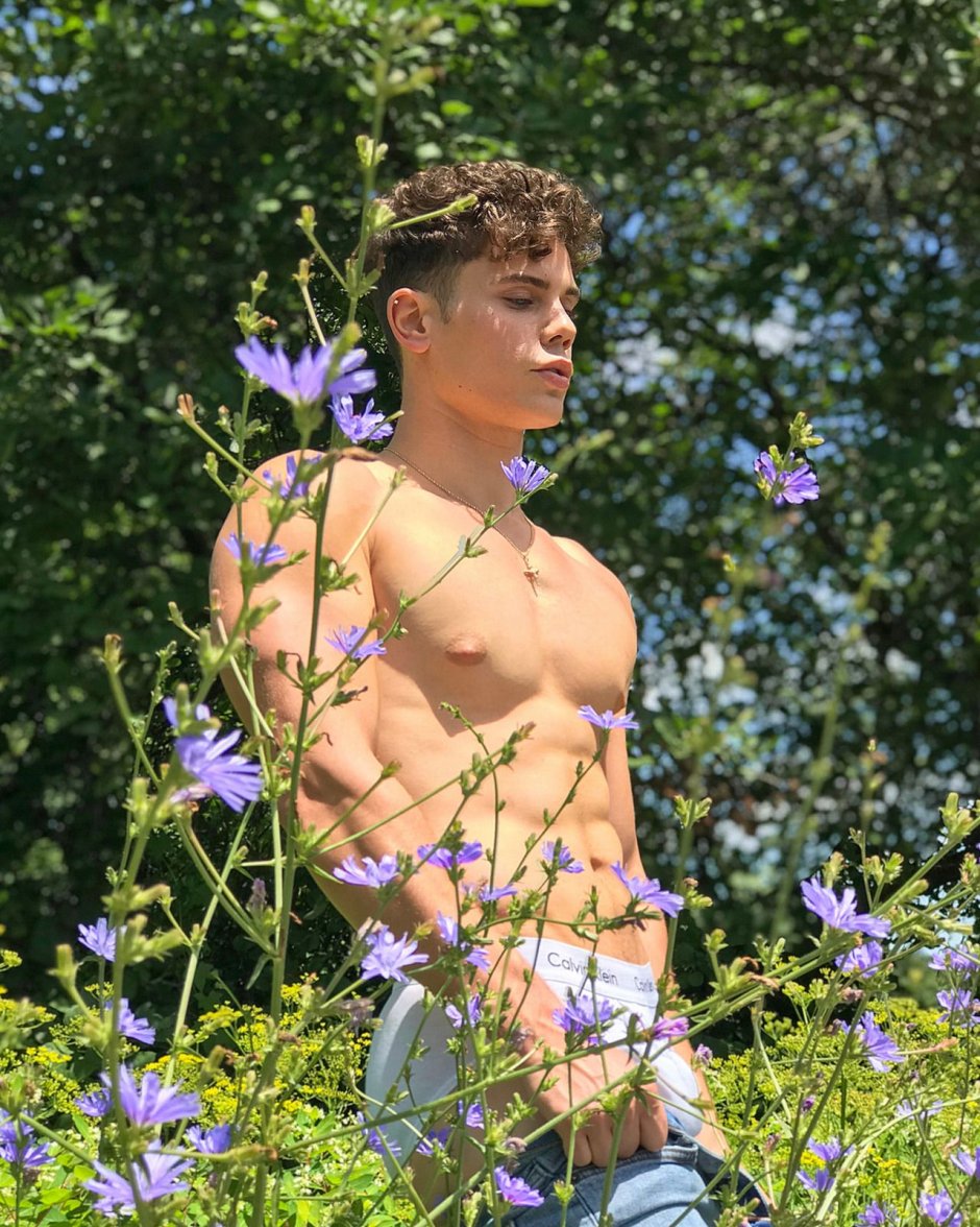 Pierre Boo / Nick Champa