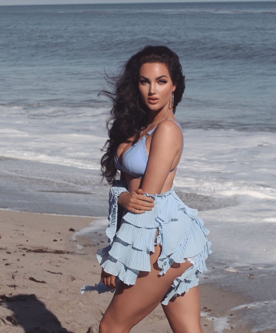 Natalie Halcro model