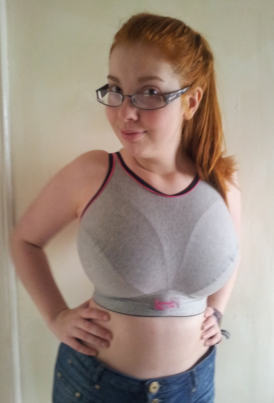 Anna Ginger Big breasts