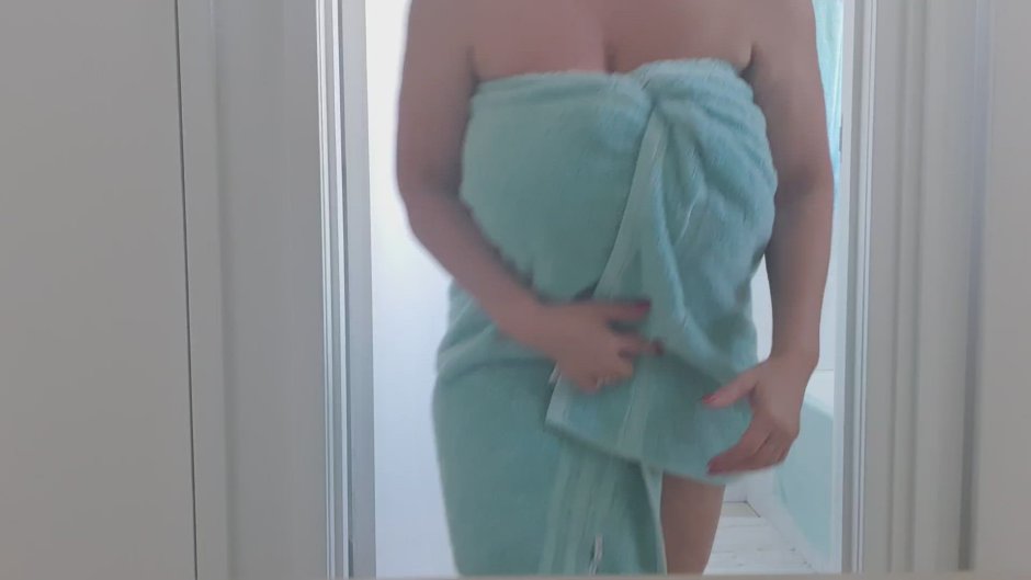 Dani Daniels in the shower without panties
