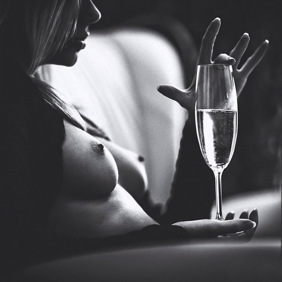 Beautiful naked women in jewelry