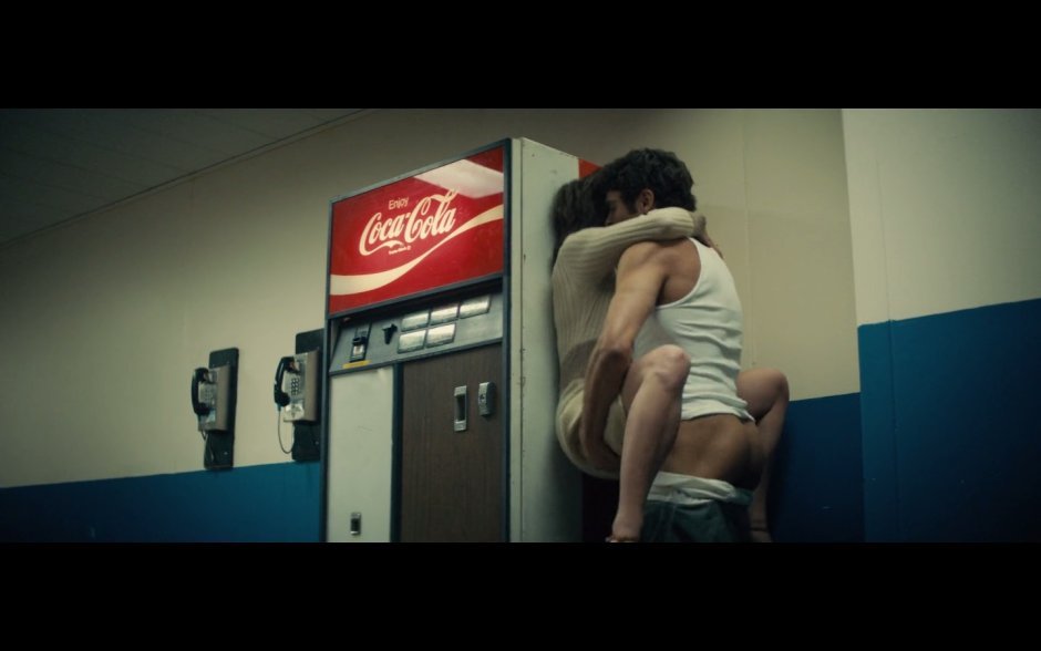Zach Efron Erotic scenes