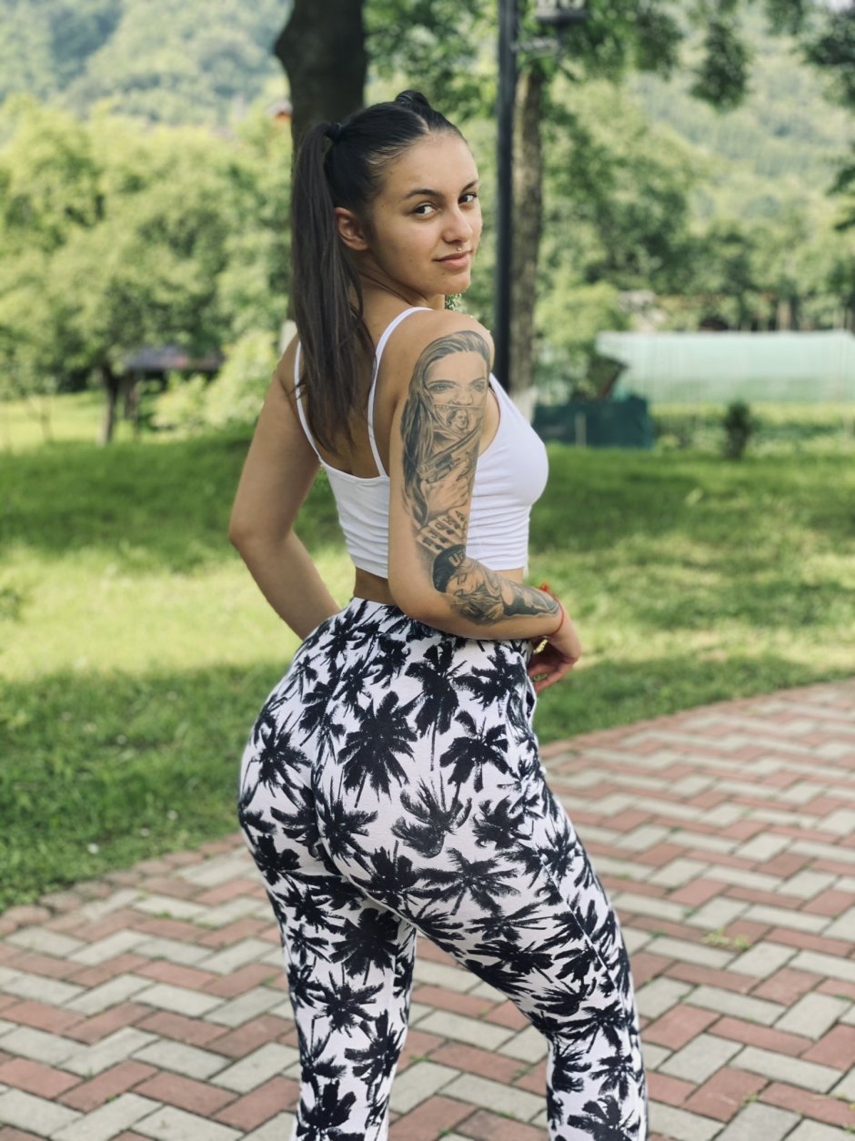 Tina Desae Hot