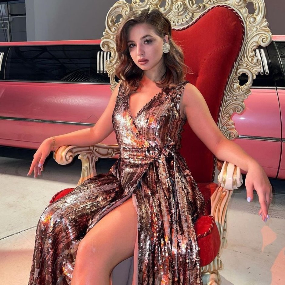 Anya Pokrovskaya (Pokrov)
