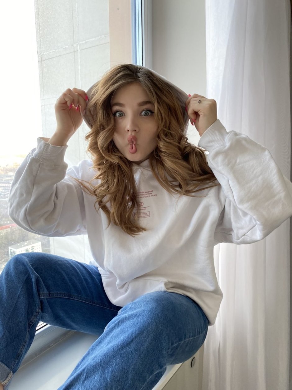 Anya Pokrov hot photos of 2021
