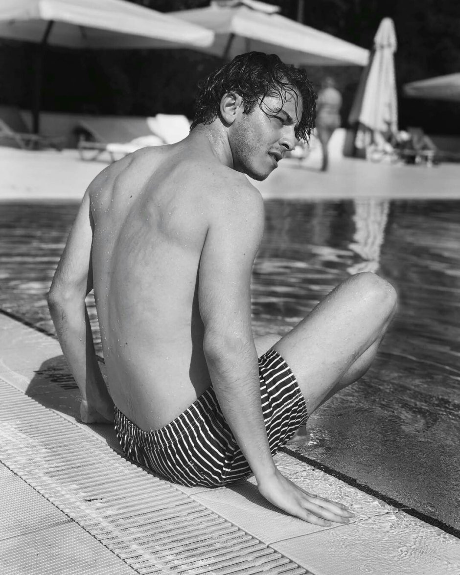 Xavier Dolan photo naked