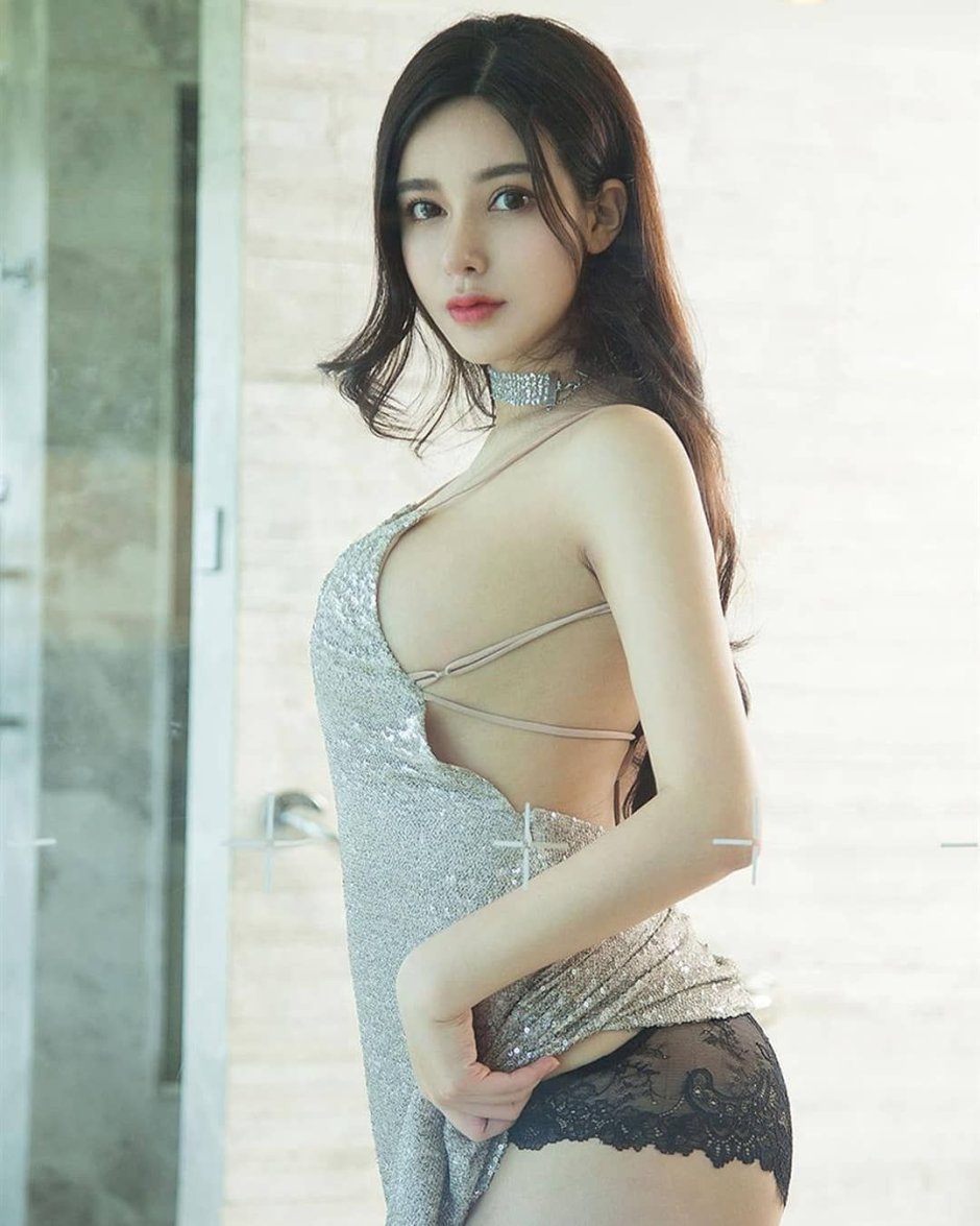 Model: Jin Zi Xin (金 梓 馨) nude