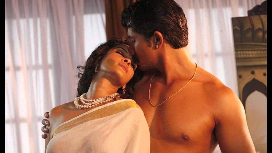 Erotic scenes in Indian films