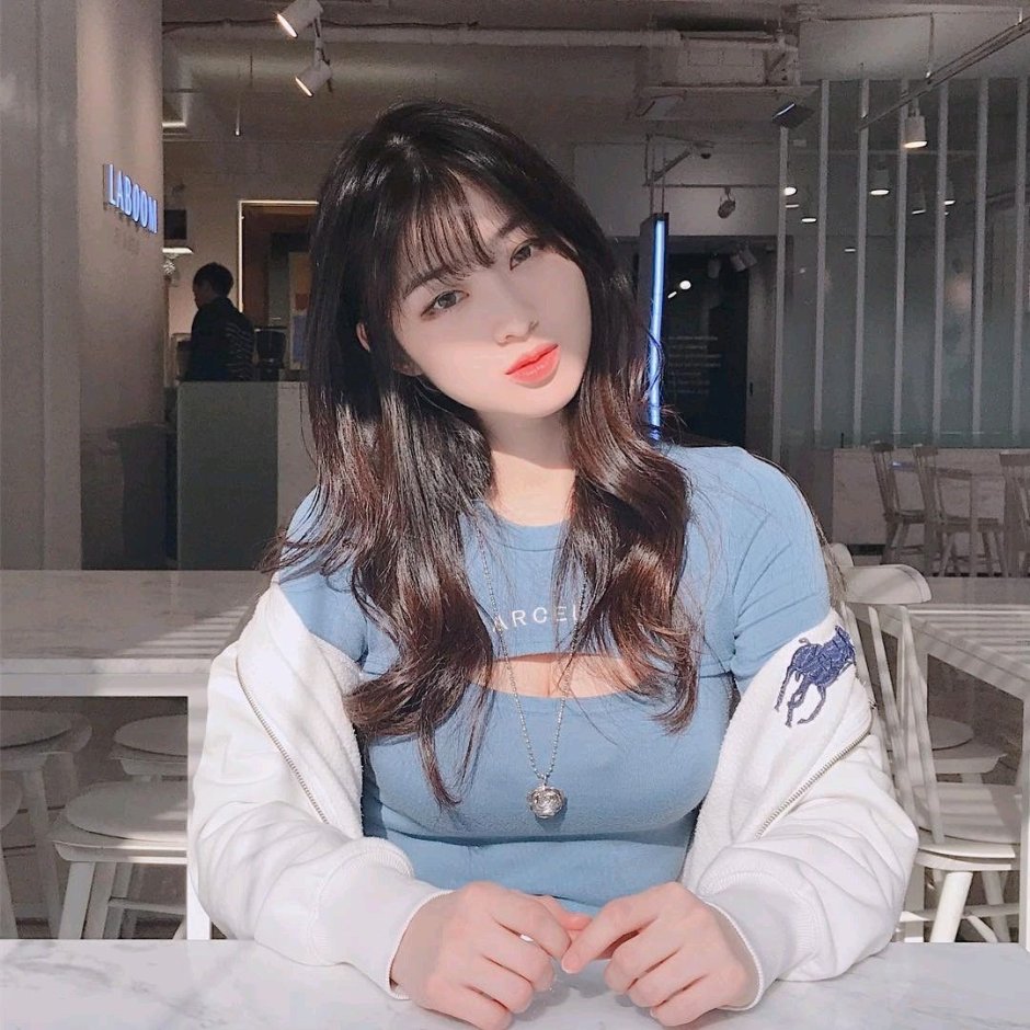 Woohyeon Nipple