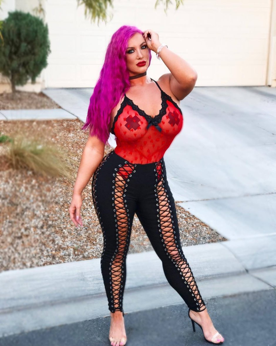 Taya Christian Big