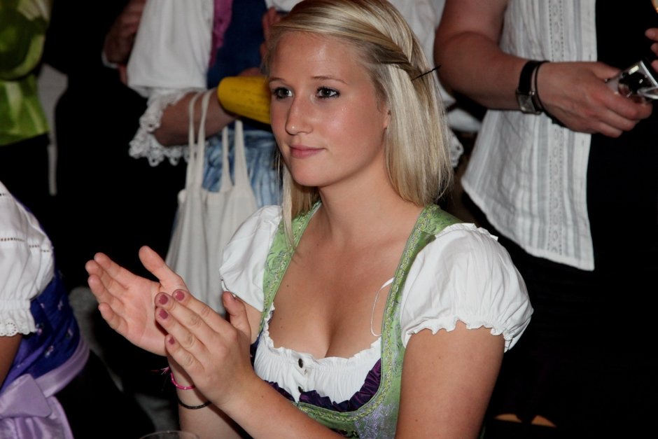 Pezhnya peered at Oktoberfest