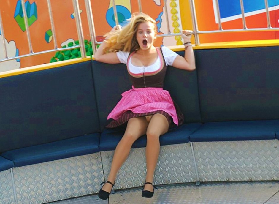 Drunk girls without panties