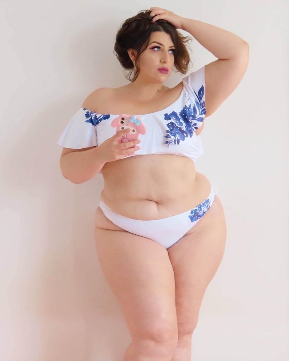 Natalia Lozano model Plus-Size nude