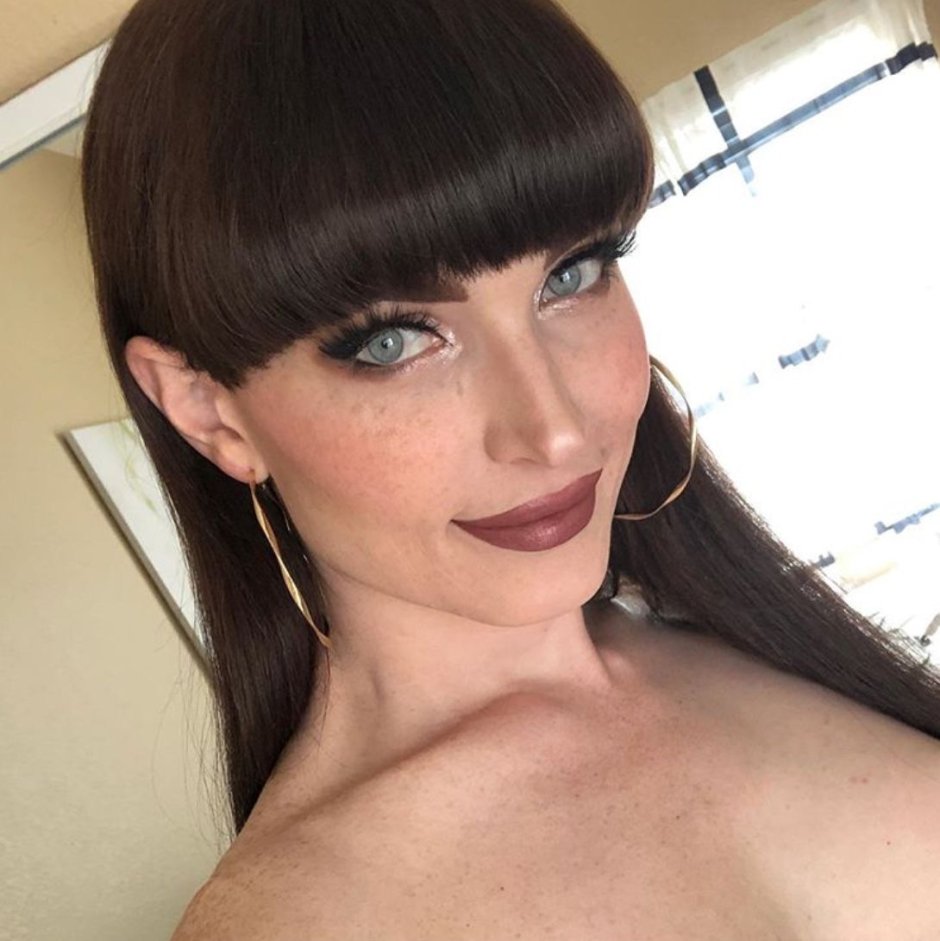 Natalie Mars maid