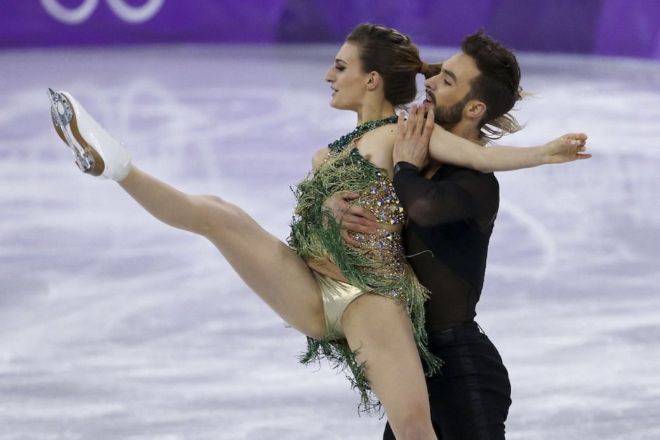 Gabriella Papadakis unfastened
