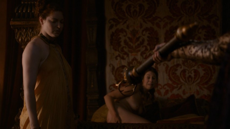 Arya Stark bed stage