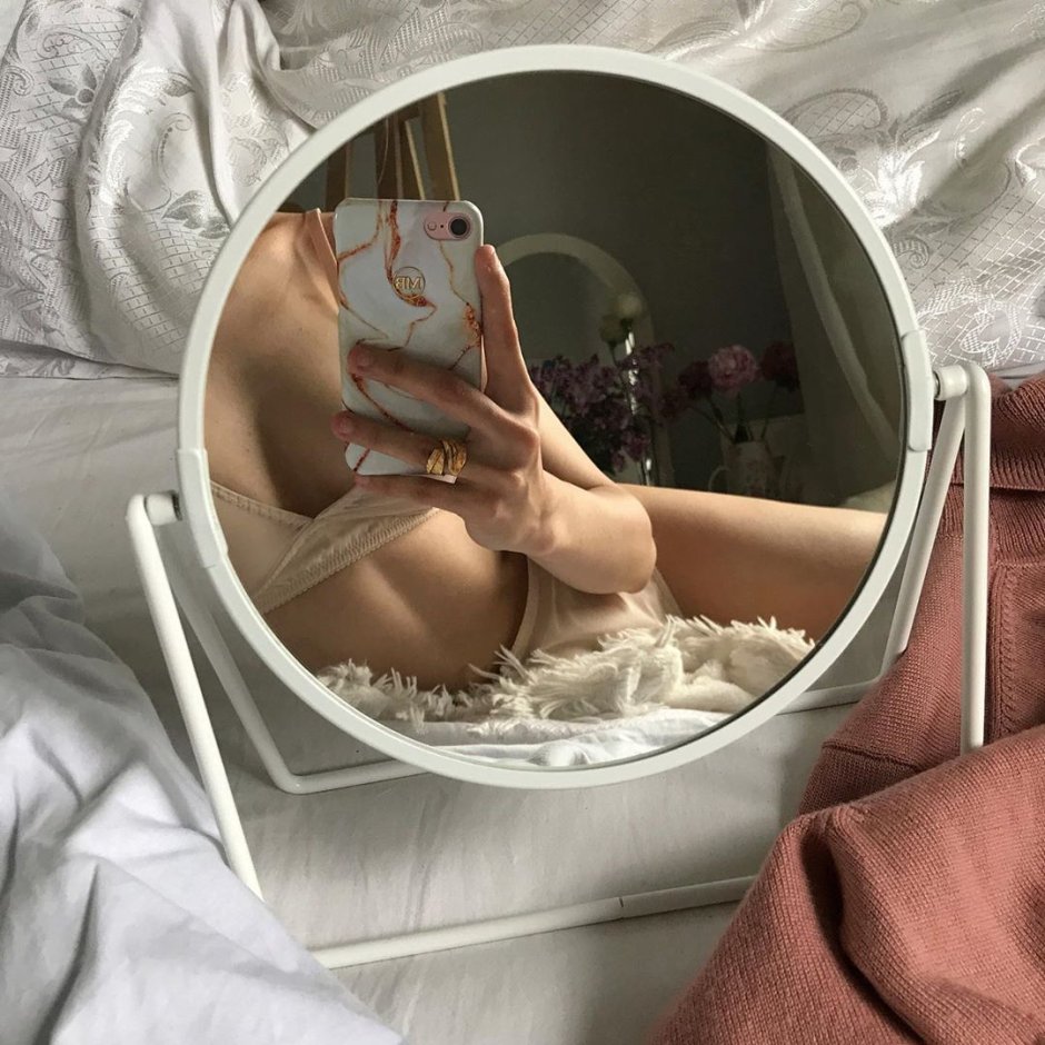 Selfies of the body in bed