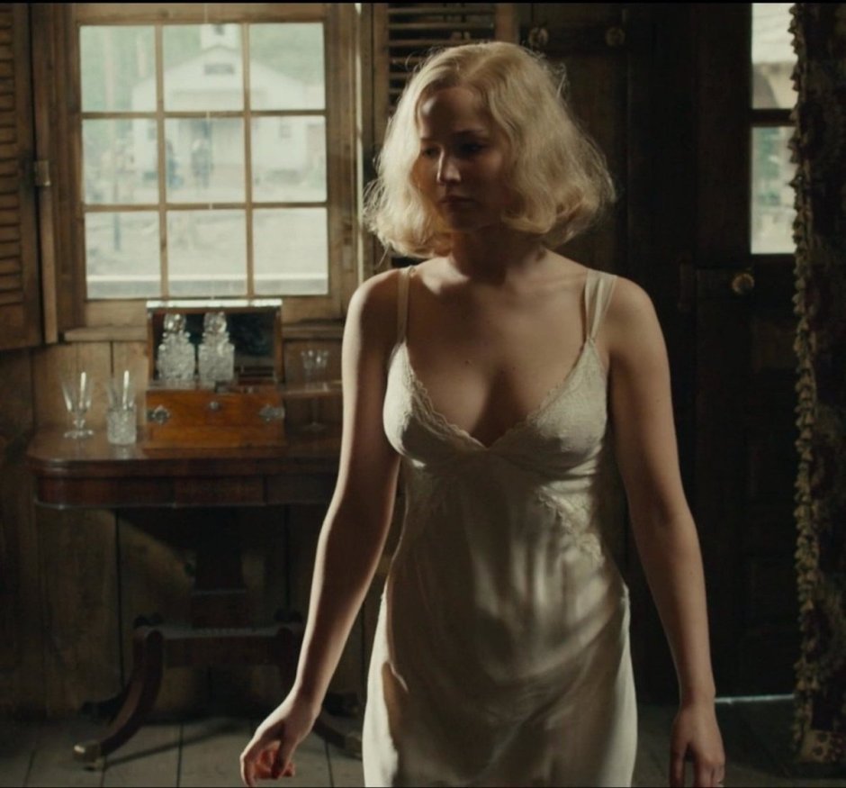 Jennifer Lawrence bed scenes