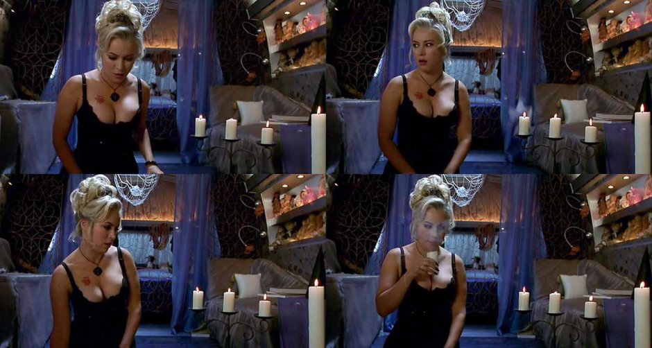Jennifer Lawrence Scene of violence