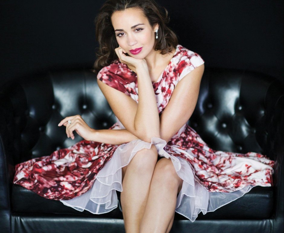 Nadine-J Allegra