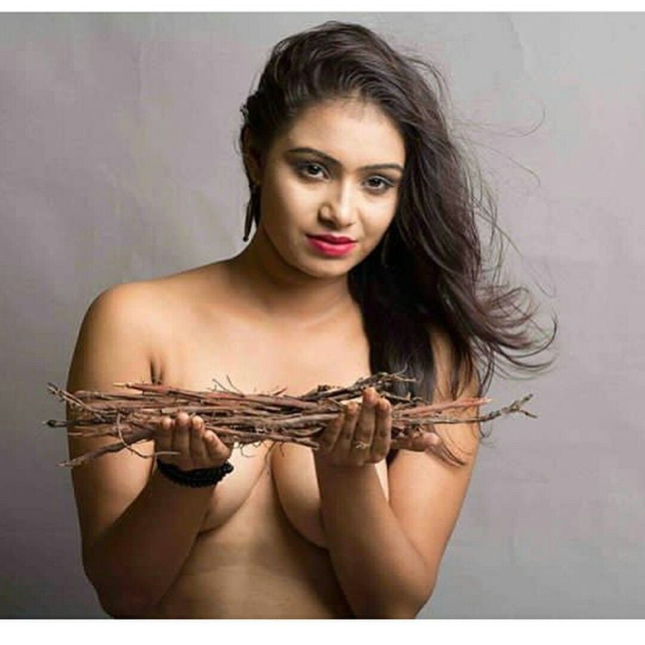 Beautiful naked Indian women