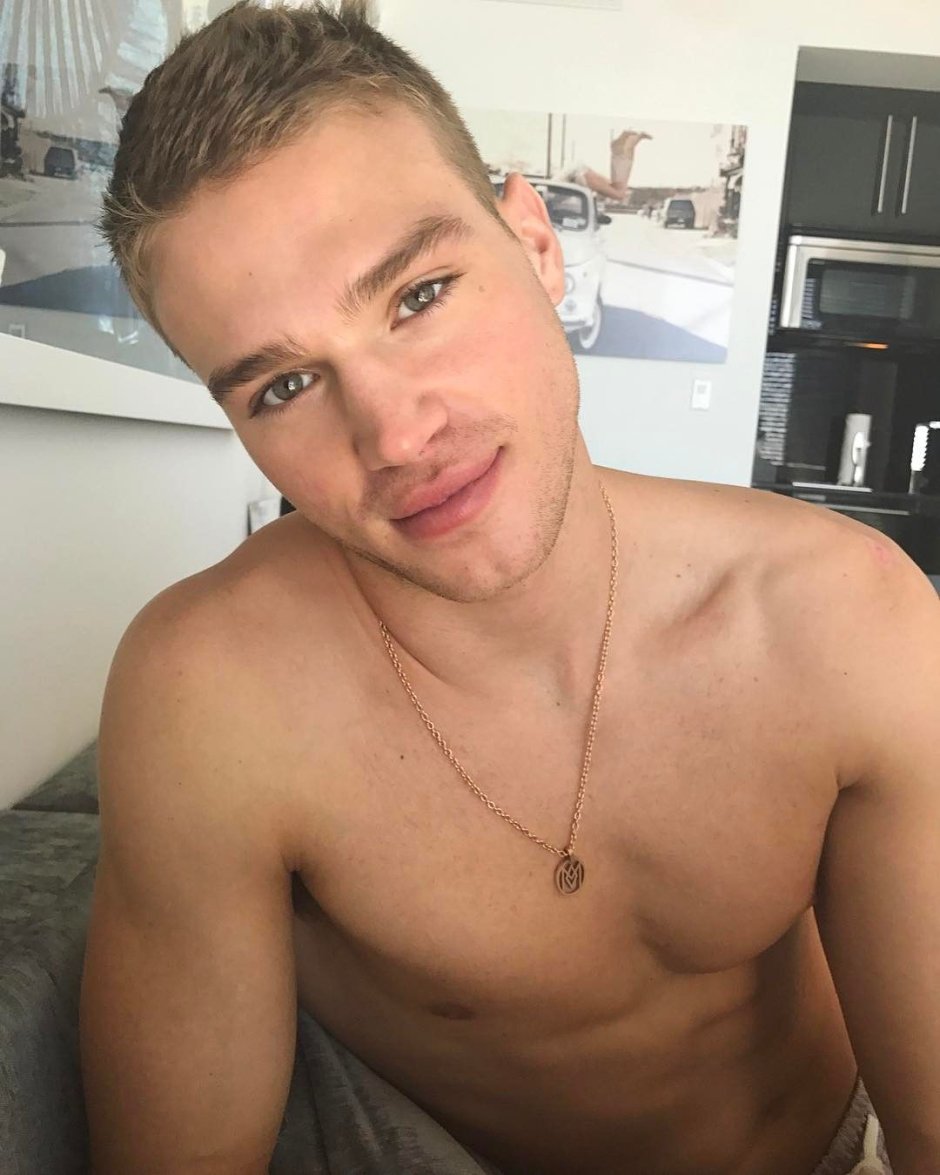 Matthew Noszka Naked