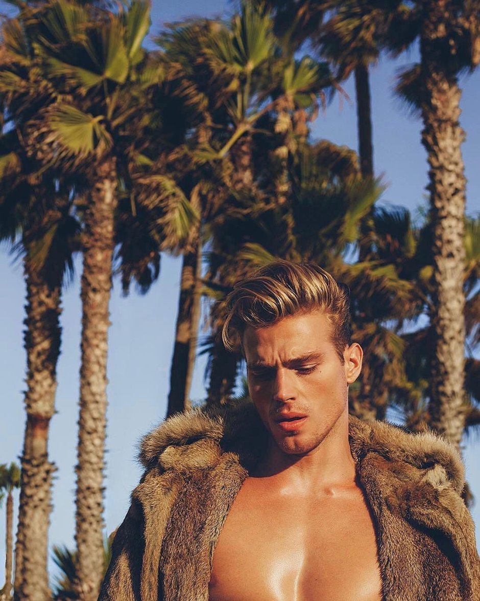 Matthew Noszka Naked