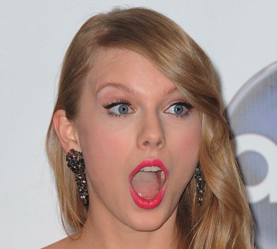 Naked Taylor Swift ICloud