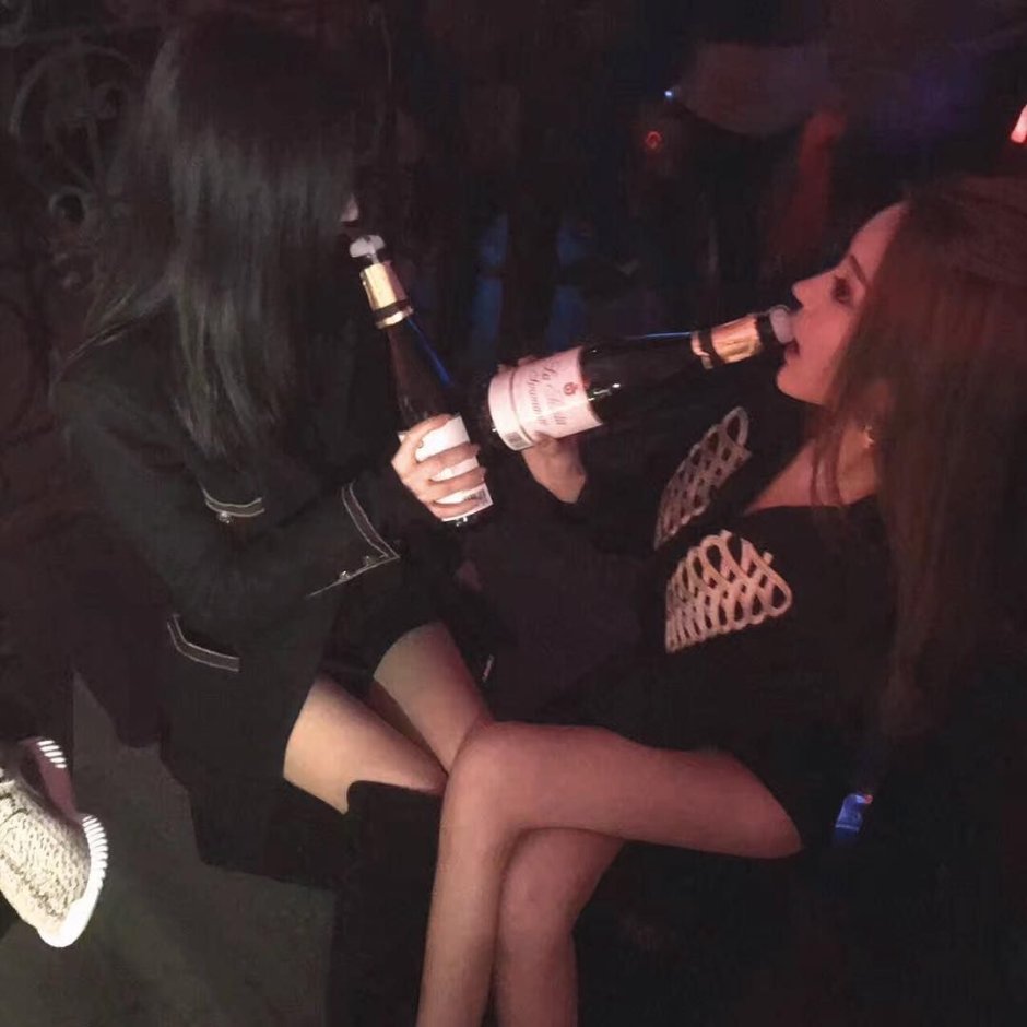 Marnie Simpson and Chloe Ferry kiss