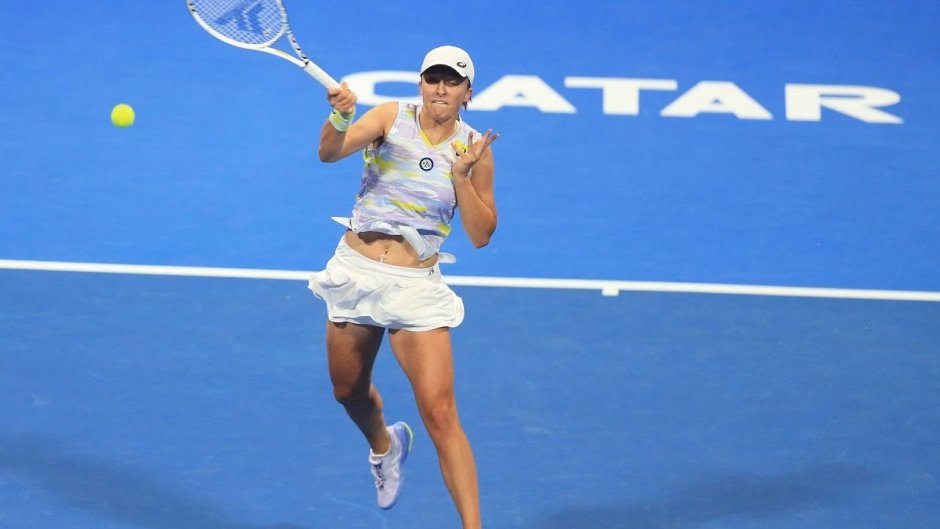 Eliza Mertens tennis photo