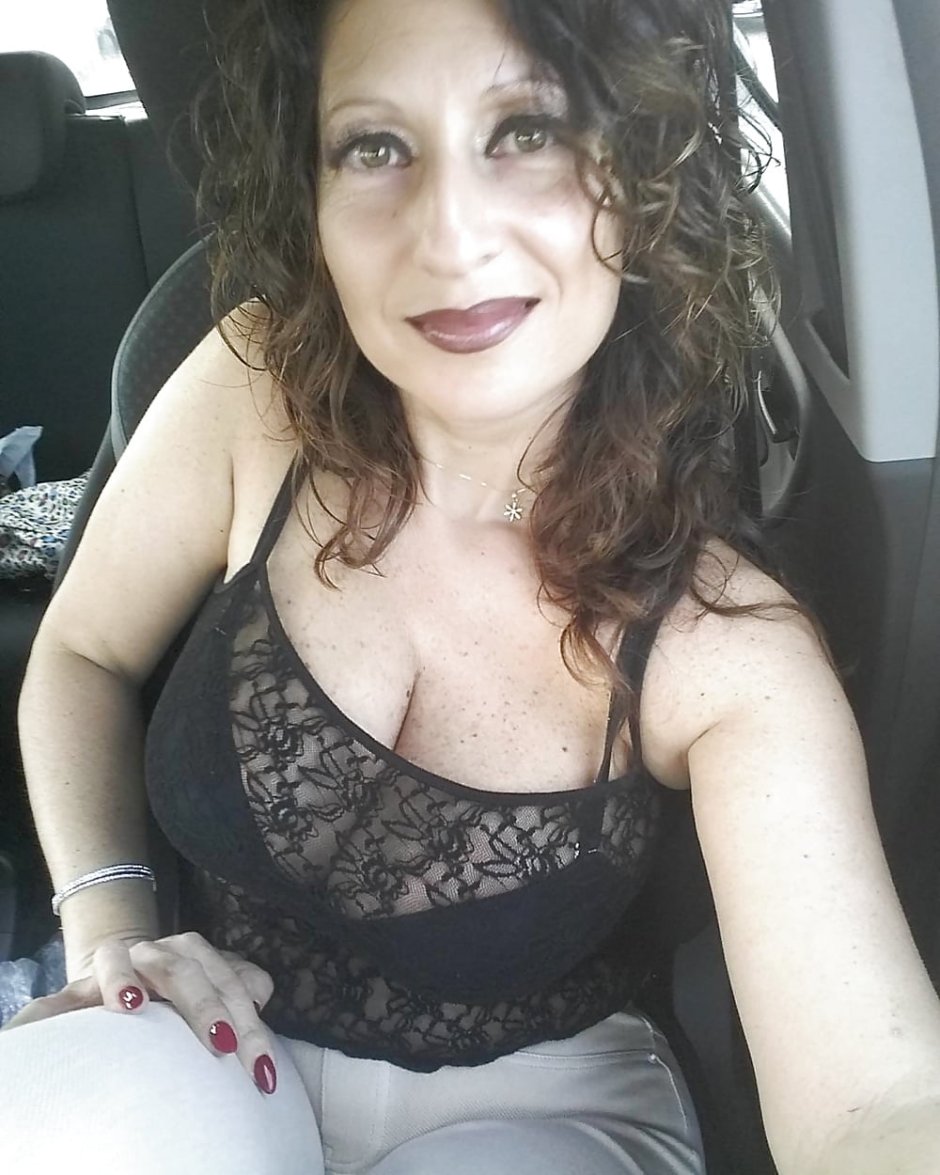 Paola Elegantly