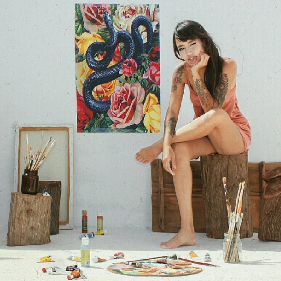 Cathryn Lee (李元玲) Hot