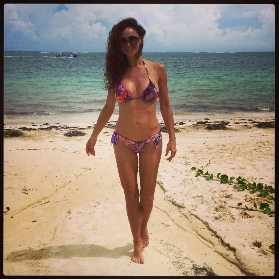Sofia Milos Decolith